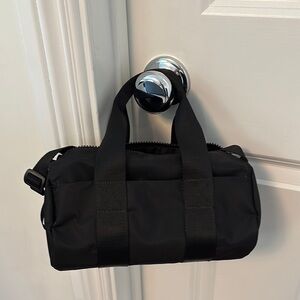Everlane Black Toiletry Bag